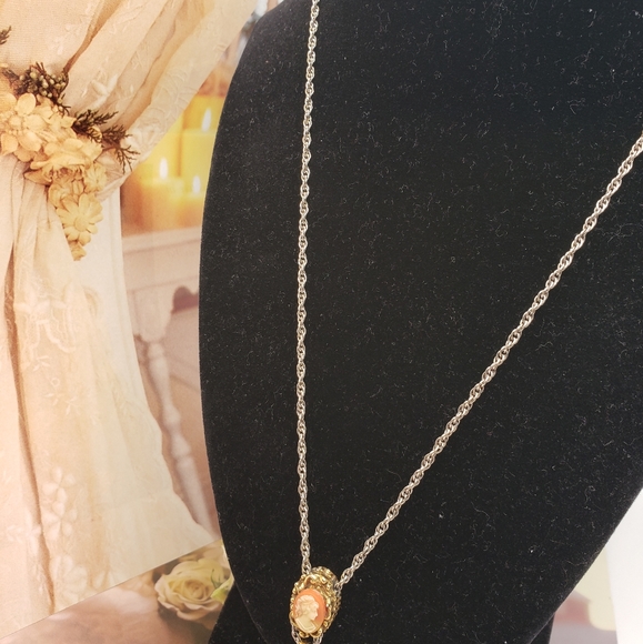 Antique, Victorian Cameo, Sz 29"inches - Picture 2 of 9